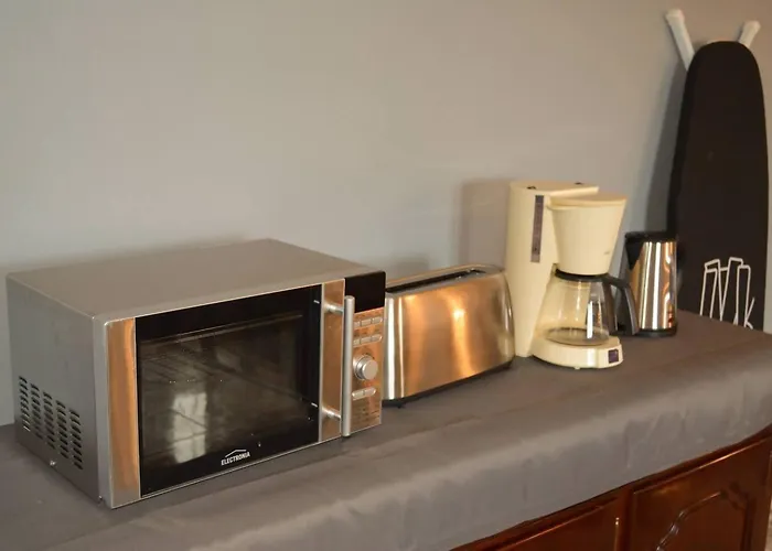 The Emigrant House By Pontanegraazores منزل للإقامة