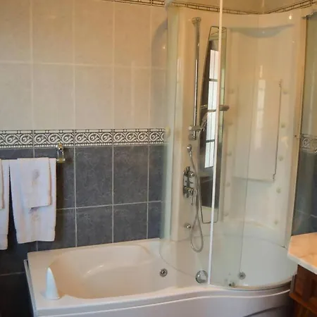 The Emigrant House By Pontanegraazores Privatunterkunft Biscoitos (Terceira)