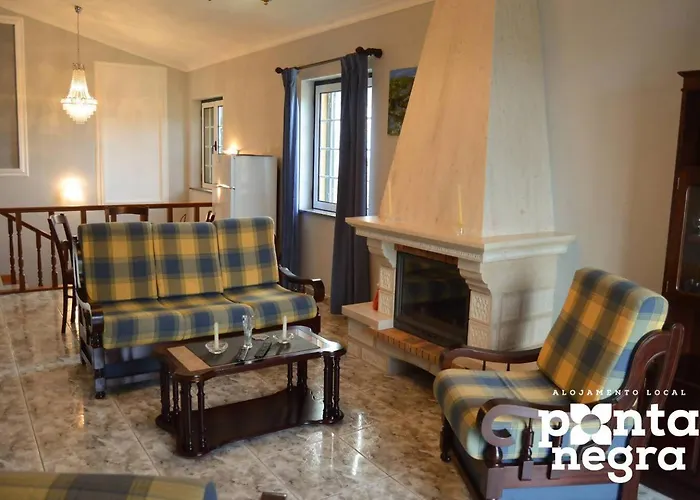 The Emigrant House By Pontanegraazores Accommodatie bij particulieren *