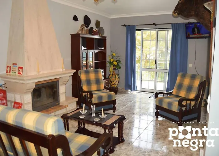 The Emigrant House By Pontanegraazores Accommodatie bij particulieren