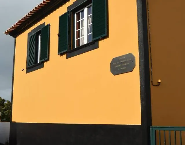 The Emigrant House By Pontanegraazores Biscoitos (Terceira)